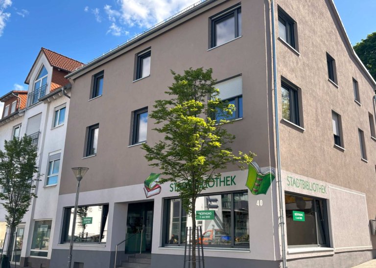Außenansicht der Stadtbibliothek