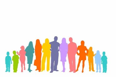 crowd-2718833-960-720 Grafik mehrerer Menschen in unterschiedlichen Farben