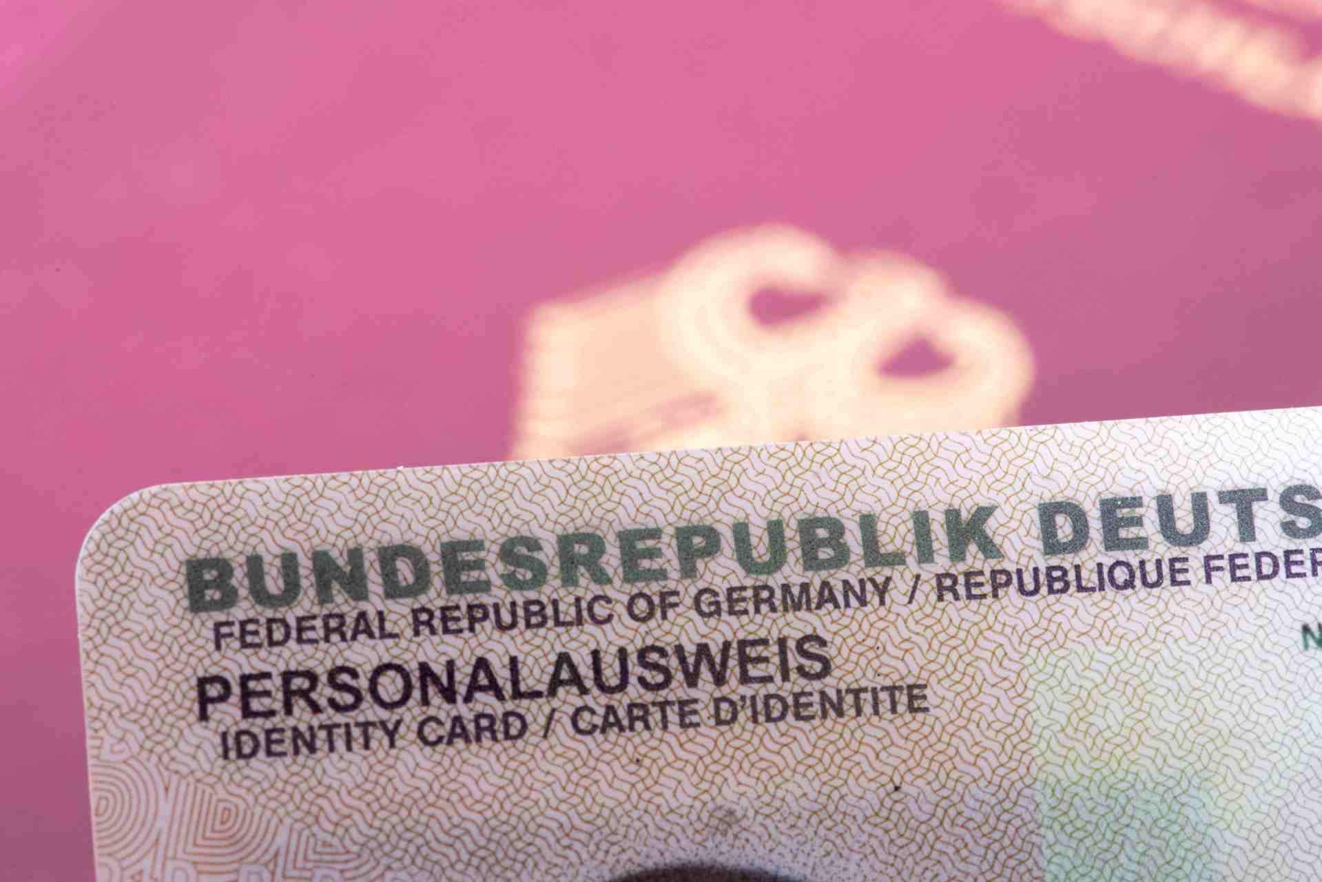 Bild eines Personalausweises in Scheckkartenformat