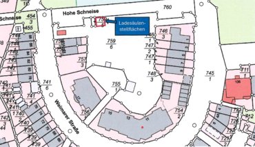 Straßenkarte, auf der abgebildet ist, wo sich der Ladepunkt befindet.