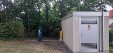 Foto vor Ort des Ladepunkts an der Hohen Schneise.